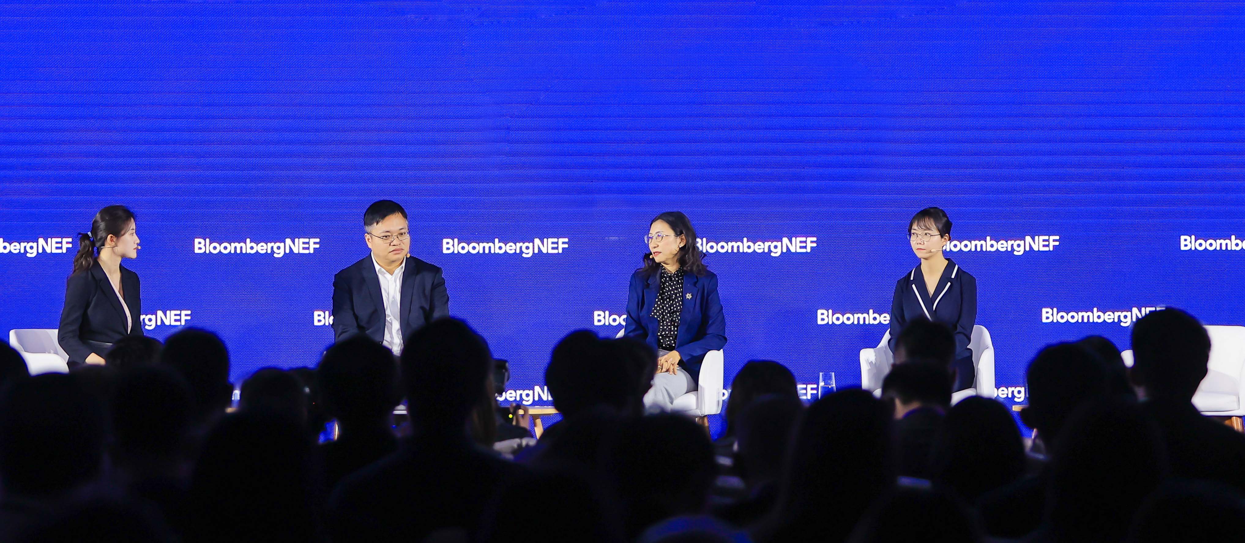 大奖国际18dj18股份受邀出席BNEF上海峰会：在全球能源转型中表演更沉要的角色